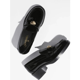 ●실사● 샤넬 하트 턴락 로퍼