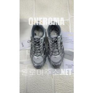 디올 크로노 스니커즈
