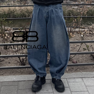 BALENCIAGA 발렌시아가 핀턱 벌룬 팬츠