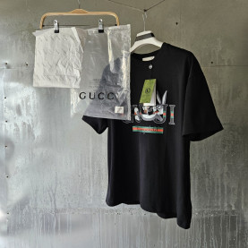 GUCCI 구찌 바니 티셔츠