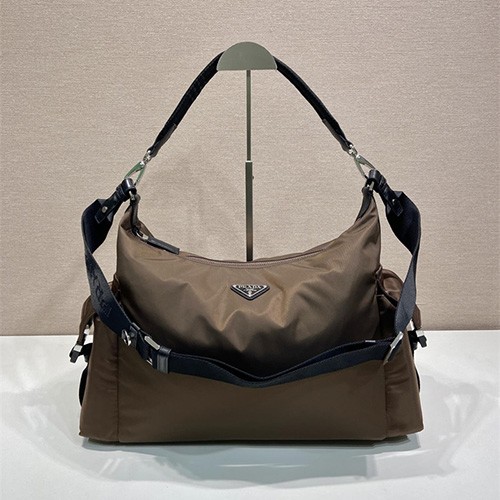 PRADA 프라다 익스플로러 사이드 포켓 메신저백 2VH204