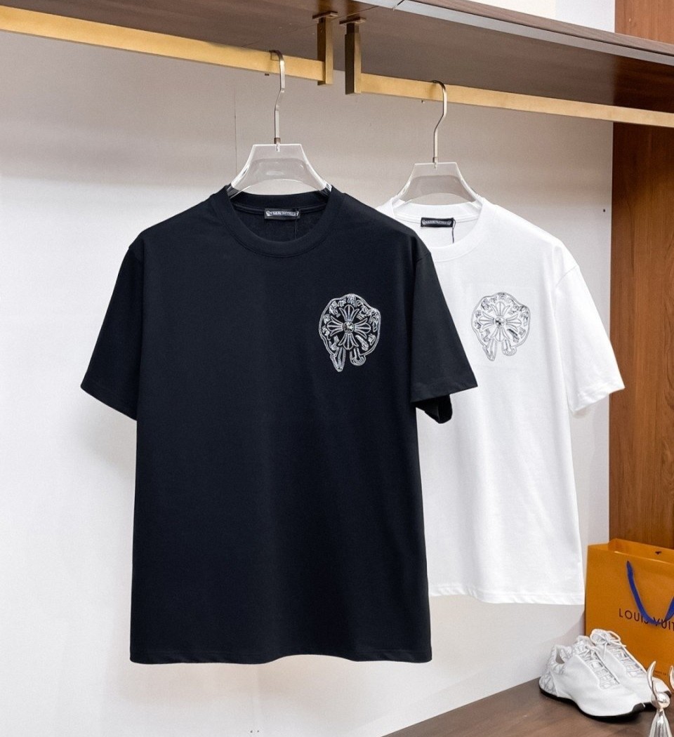 CHROME HEARTS 크롬하츠 로스앤젤레스 플러스 크로스 빈티지 숏 슬리브 티셔츠