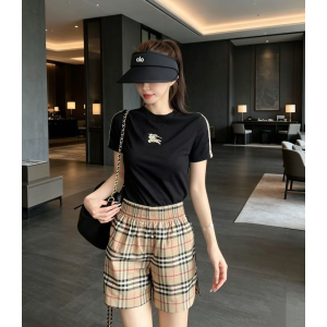 BURBERRY 버버리 1031 EKD 클래식 체크 반팔&쇼츠 세트 2COLOR