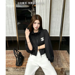 CHANEL 샤넬 1021 CC 로고 크롭 윈드브레이커 3COLOR