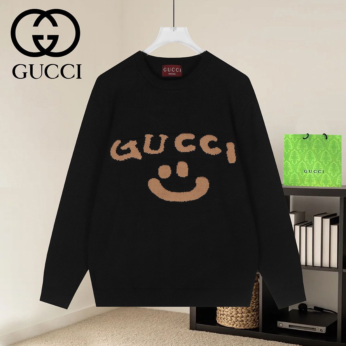 GUCCI 구찌 60074 스마일 로고 니트