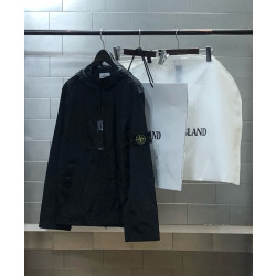STONE ISLAND 스톤아일랜드 레지스턴트 & 안티드롭 후드 바람막이