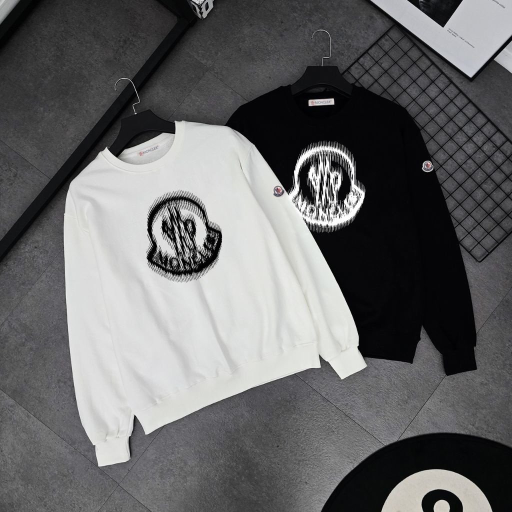 MONCLER 몽클레어 픽셀 퍼지 로고 맨투맨 