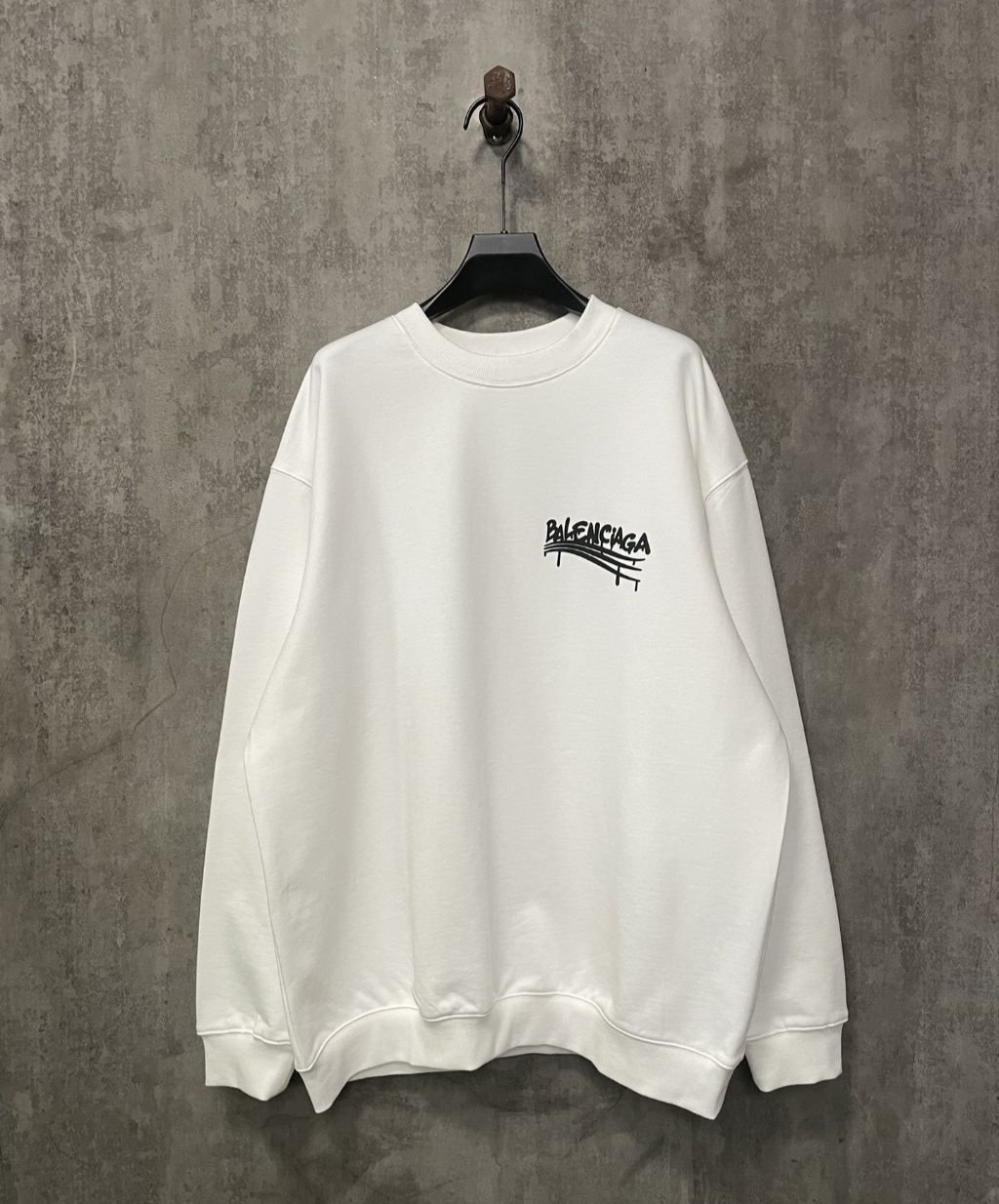 BALENCIAGA 발렌시아가 스프레이 맨투맨 2COLOR