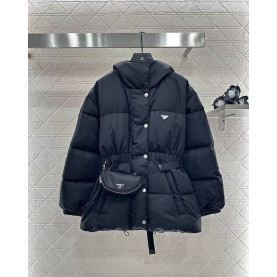 PRADA 프라다 벨트백 구스패딩