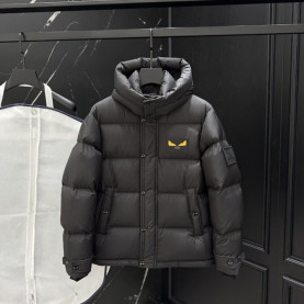 FENDI 펜디 25180 로고 패치 다운 패딩 2COLOR