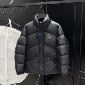 PRADA 프라다 25013 메탈 플레이트 다운 패딩 2COLOR