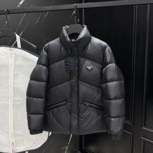 PRADA 프라다 25013 메탈 플레이트 다운 패딩 2COLOR