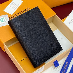 LOUIS VUITTON 루이비통 패스포트 여권지갑 M2A178
